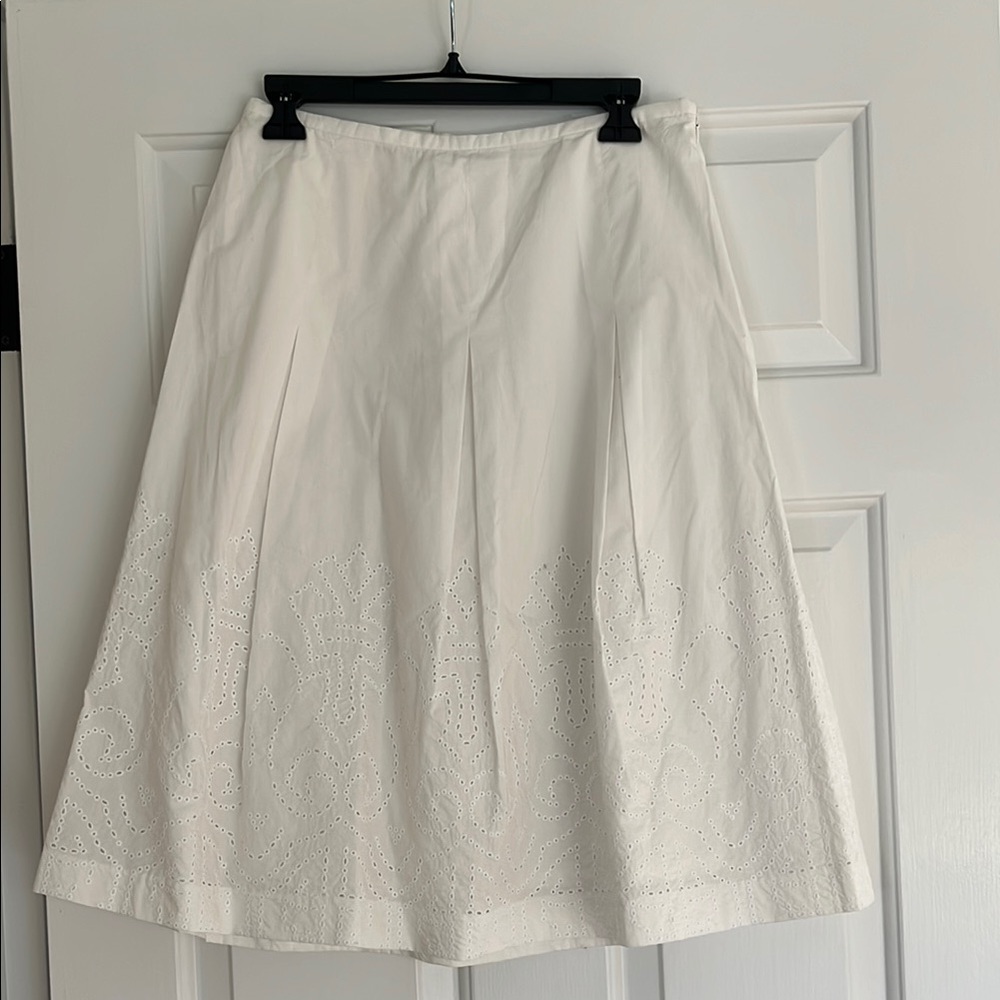 Talbots White A-line Pleated Knee-length Skirt for Work or Play